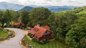 Prancing Horse Lodge at Eagles Nest